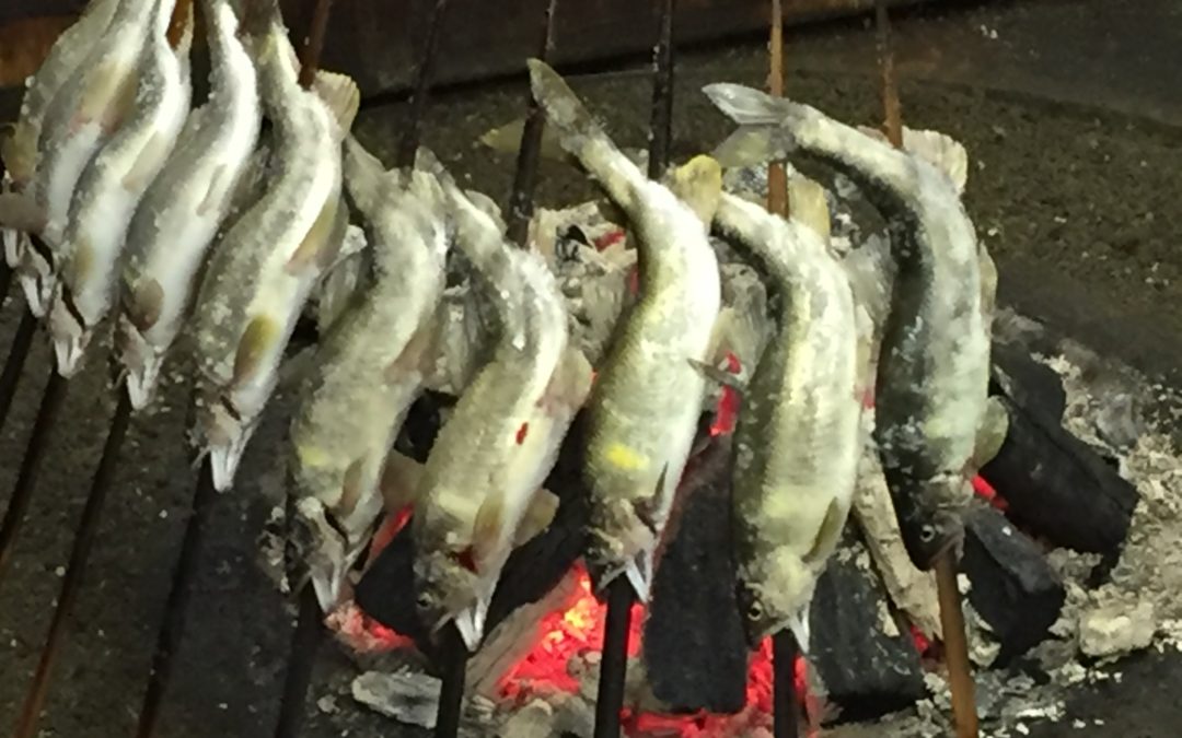 poissons cuits AYU au Ryokan